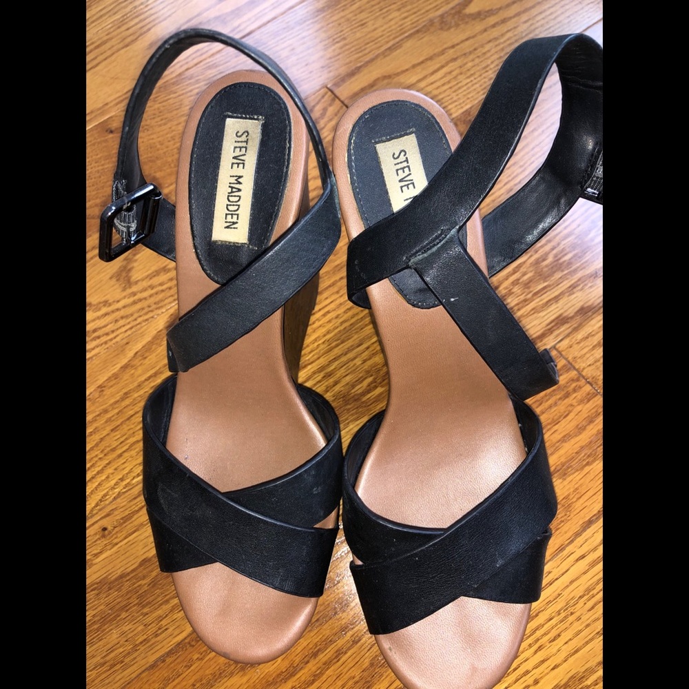 Black Steve Madden wedges